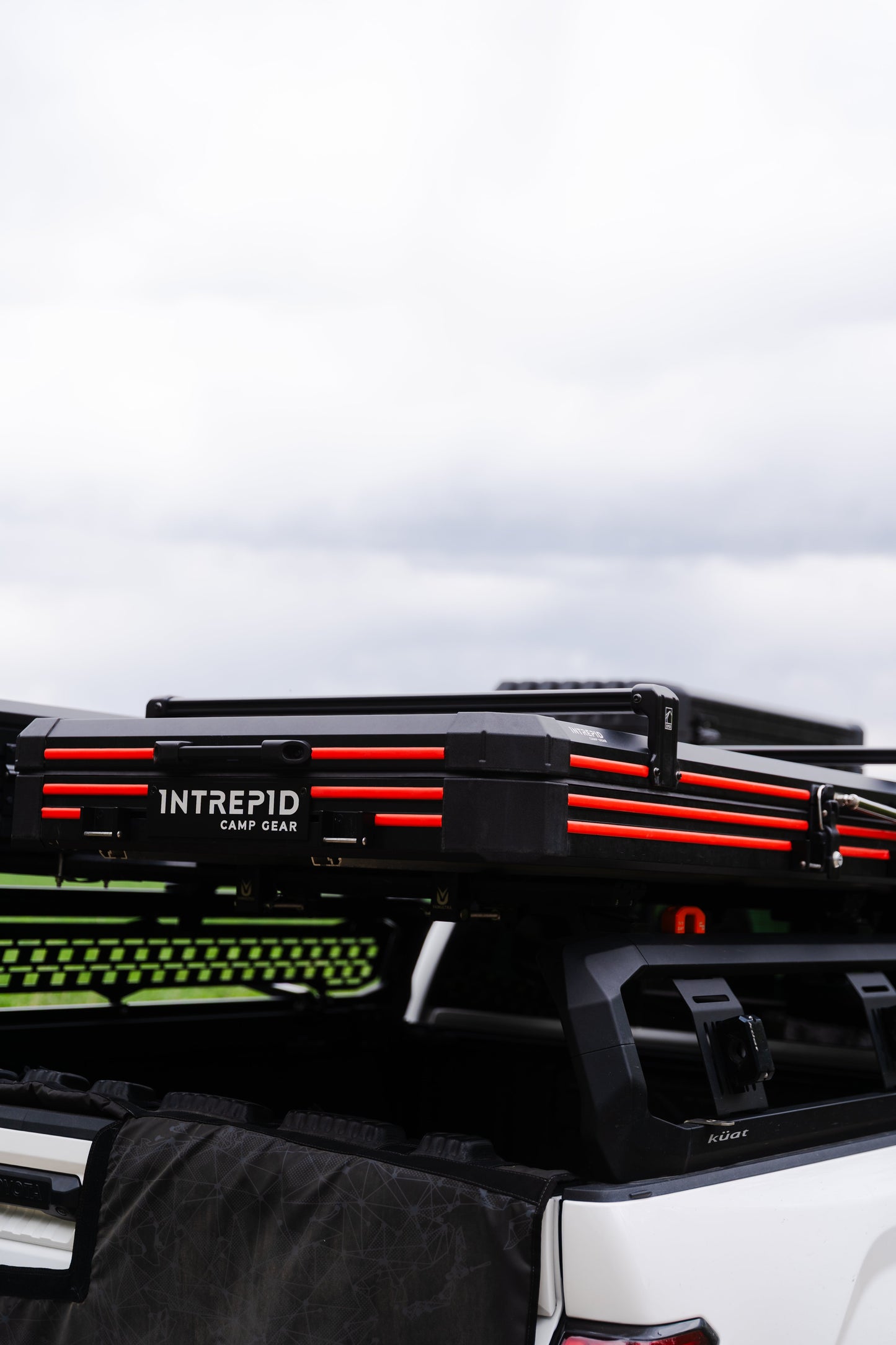 Rooftop Tent Aerostrip