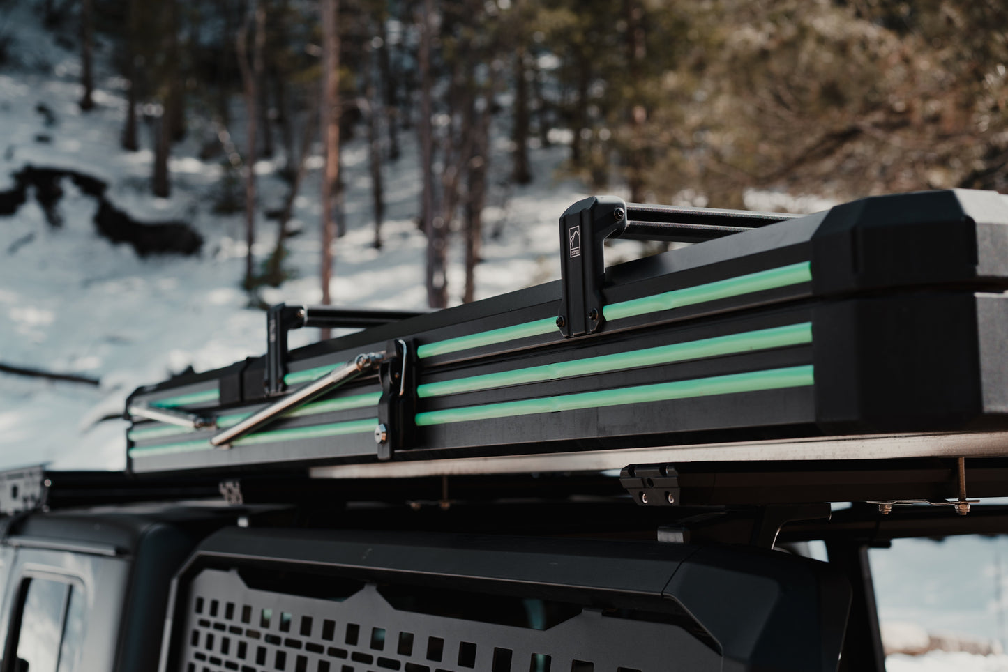Rooftop Tent Aerostrip