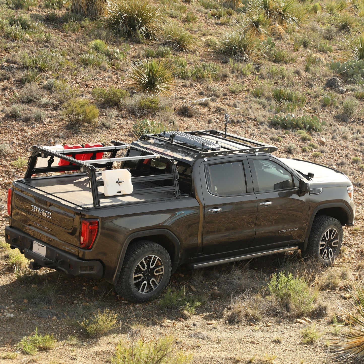 Chevy Silverado / GMC Sierra 2500HD / 3500HD Bed Rack for Retrax XR Covers | XTR1
