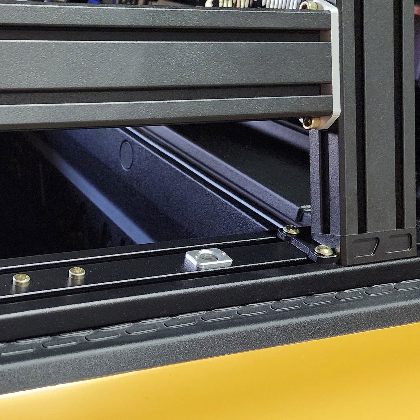 Rivian R1T Bed Rack | XTR3 Popular Builds + MOLLE Packages
